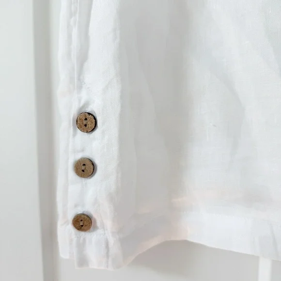 100% Linen Top with Side Buttons - Picture 4 of 6